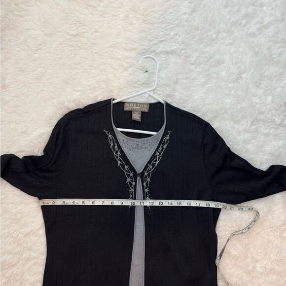 Norton McNaughton Embroidered Silk Tank Cardigan Vtg Size PXL - Picture 3 of 9